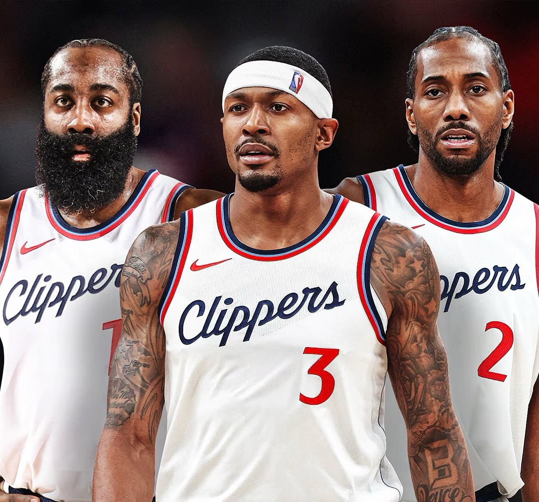 关于亚冠集结日再迎强敌，洛杉矶湖人刷新队史纪录，主帅态度：底气十足，纪律约束更严格的信息-英雄联盟竞猜