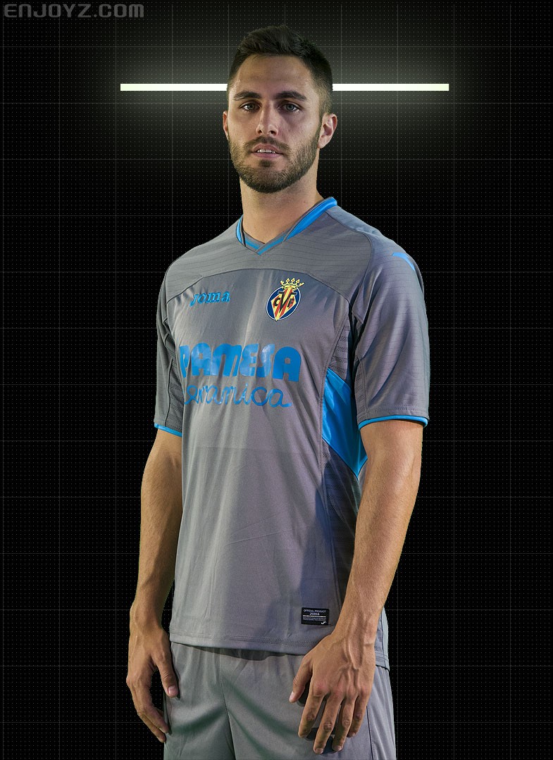 巴萨客战比利亚雷亚尔保持不败