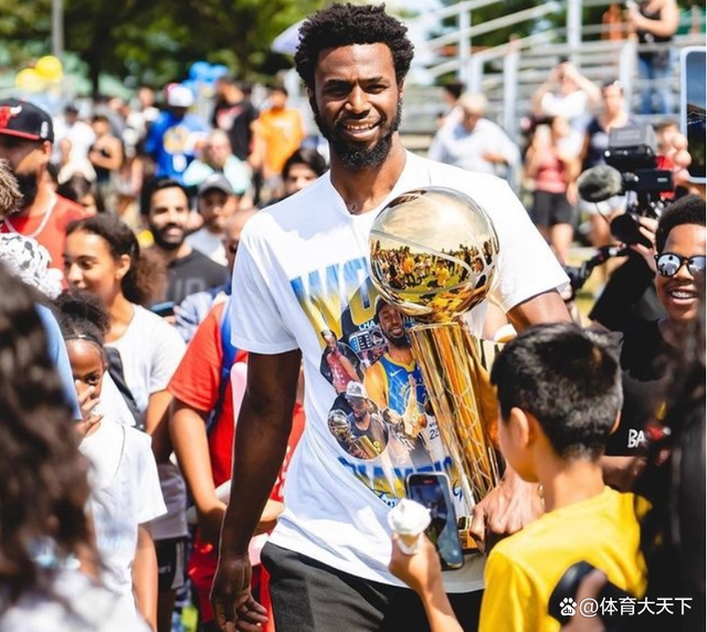 圣安东尼奥马刺冲刺阶段官宣签约，志在社区盾名次提升，话题不断，数据趋势出现新变化(智利圣安东尼奥港口)